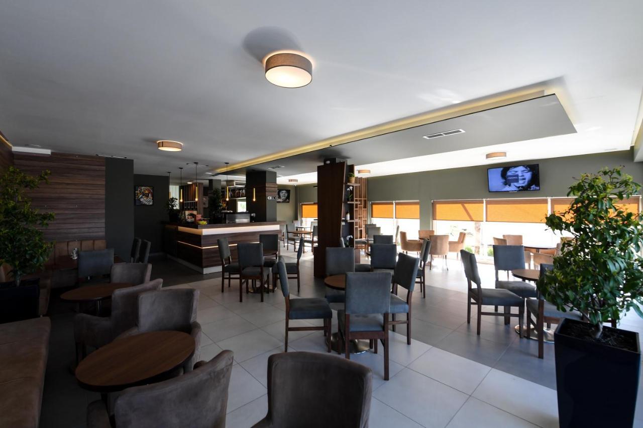 Santo Hotel Shkodër Eksteriør bilde